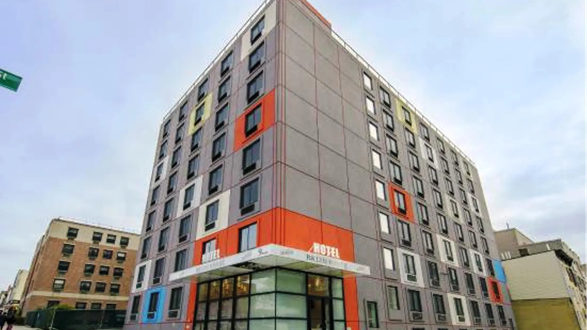 ***  Bklyn House Hotel New York Brooklyn United States